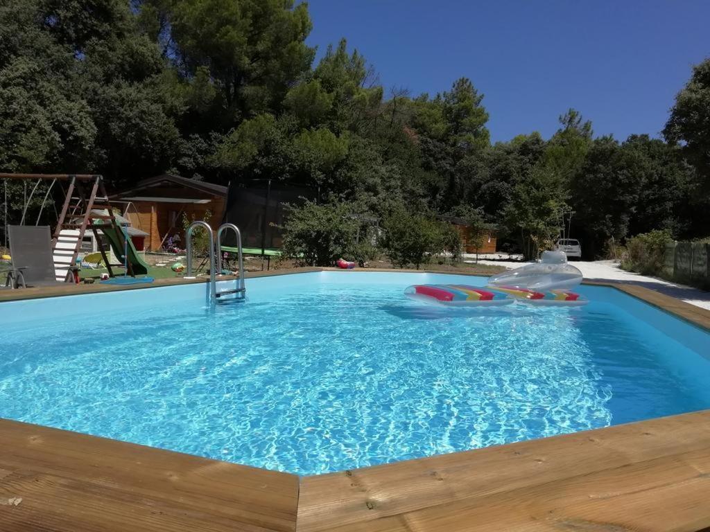 O Chalets De Provence Suze-la-Rousse Exterior foto